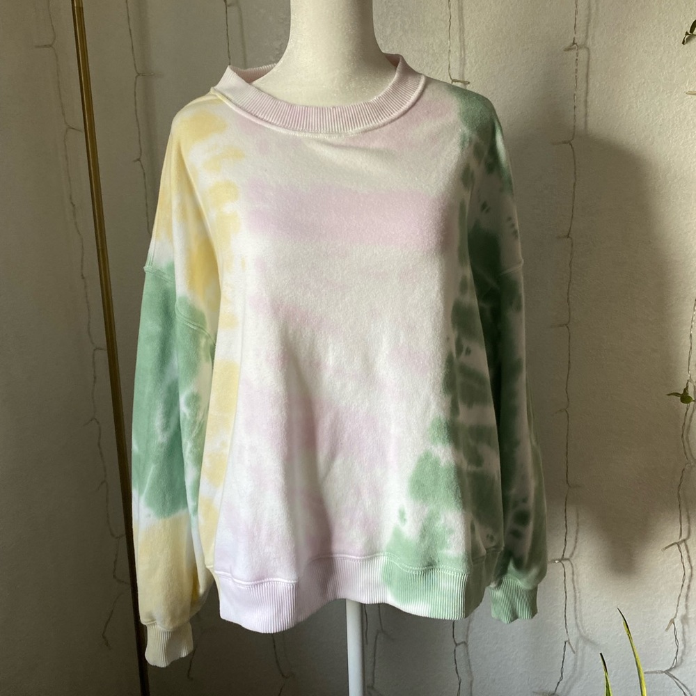 American Eagle Tie Dye Oversized Sweater